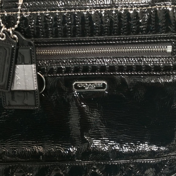 Authentic Coach Black Glazed Leather Shoulder Bag - Picture 3 of 13